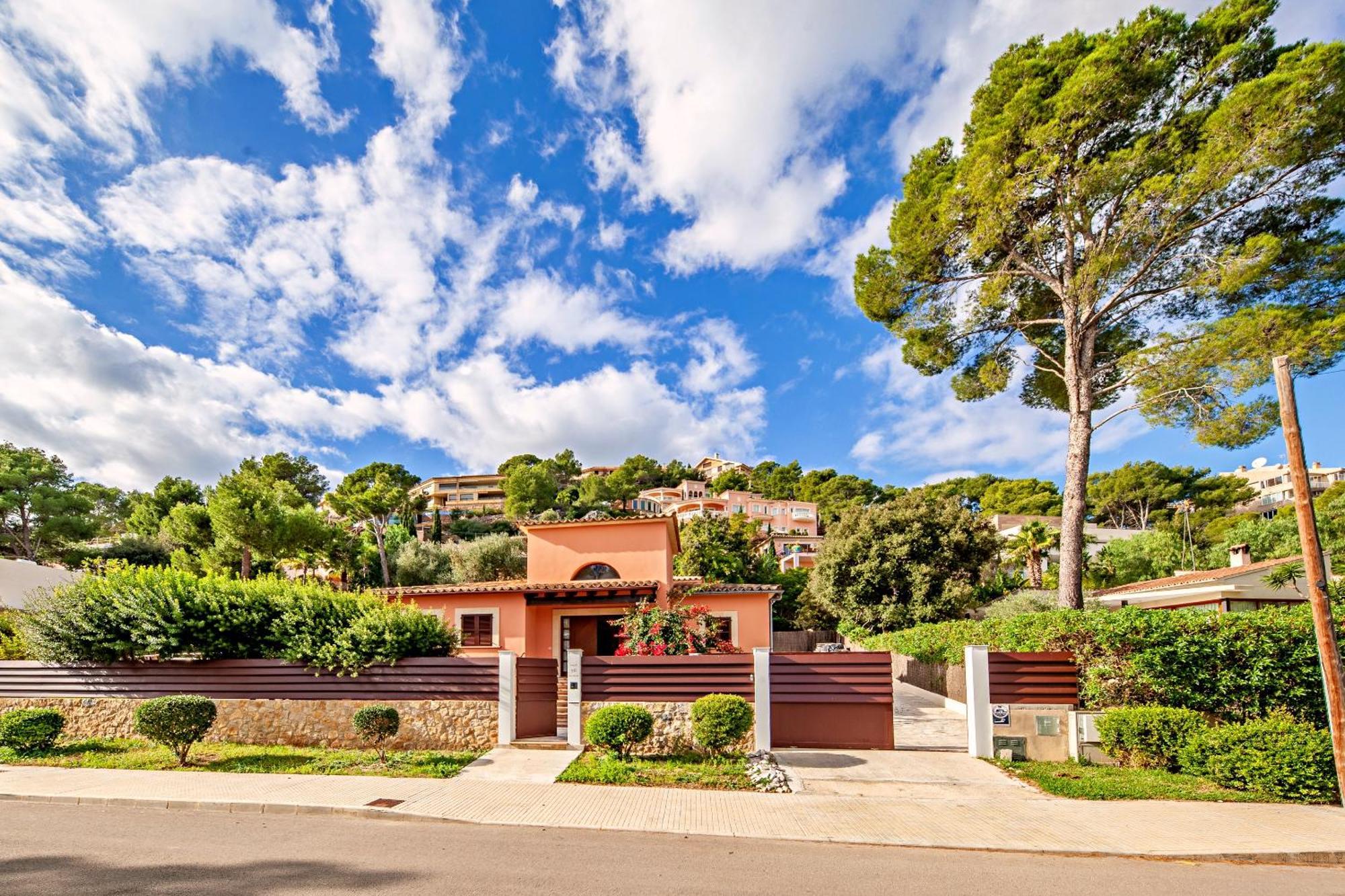 Beach Villa Margot By Sealand Villas Port de Pollenca Bagian luar foto